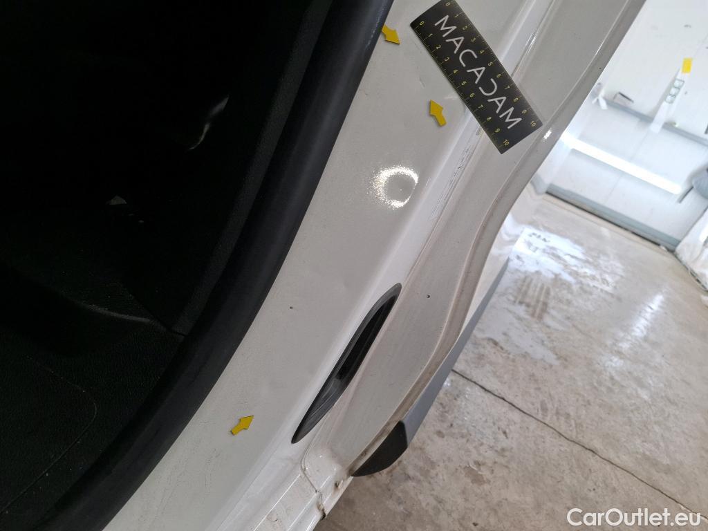  Citroen  Jumpy CITROEN  / 2016 / 4P / Fourgon tôlé M BlueHDi 100 S&S BVM6 Club #17