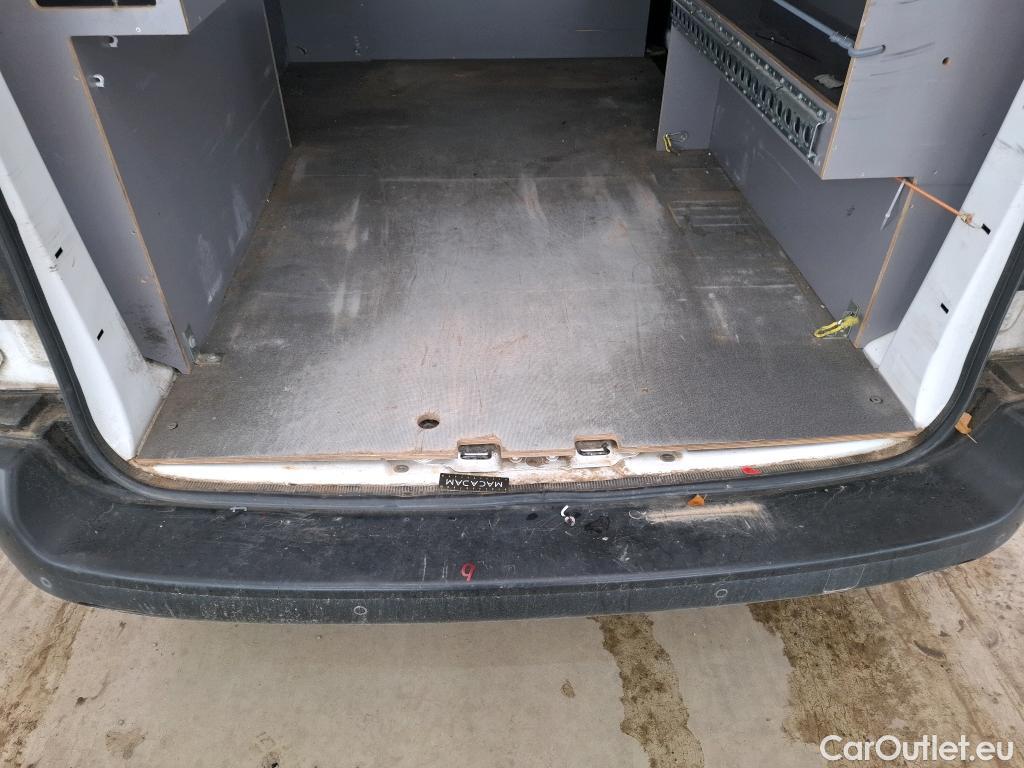  Citroen  Jumpy CITROEN  / 2016 / 4P / Fourgon tôlé M BlueHDi 100 S&S BVM6 Club #31