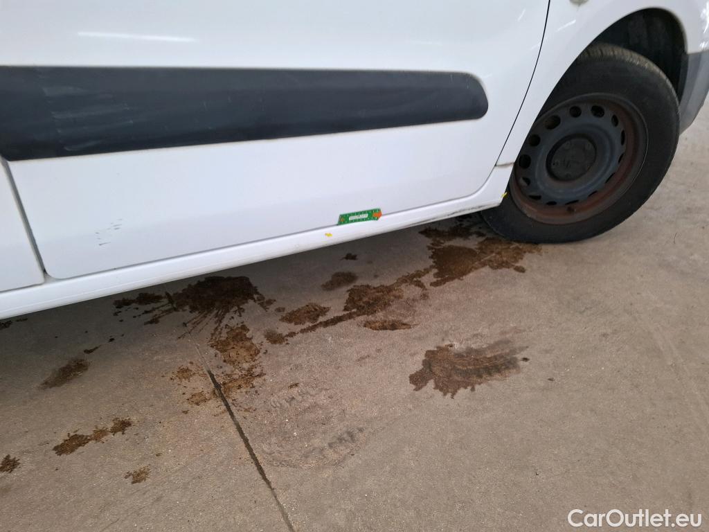  Peugeot  Partner  L2 Double Cabine 1.6 HDi 100CV BVM5 E6 5 PLACES #13