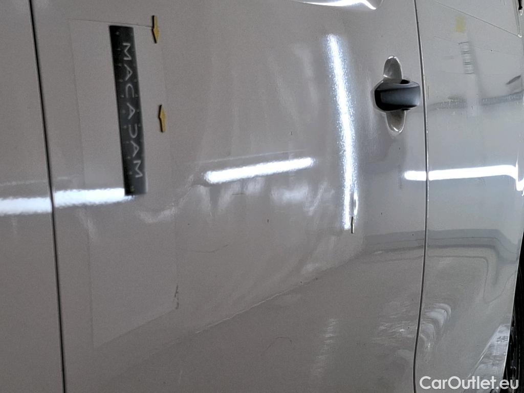  Citroen  Jumpy CITROEN  / 2016 / 4P / Fourgon tôlé M BlueHDi 100 S&S BVM6 Club #35