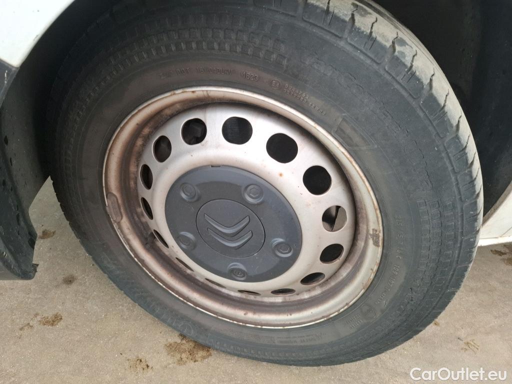  Citroen  Jumpy CITROEN  / 2016 / 4P / Fourgon tôlé M BlueHDi 100 S&S BVM6 Club #22