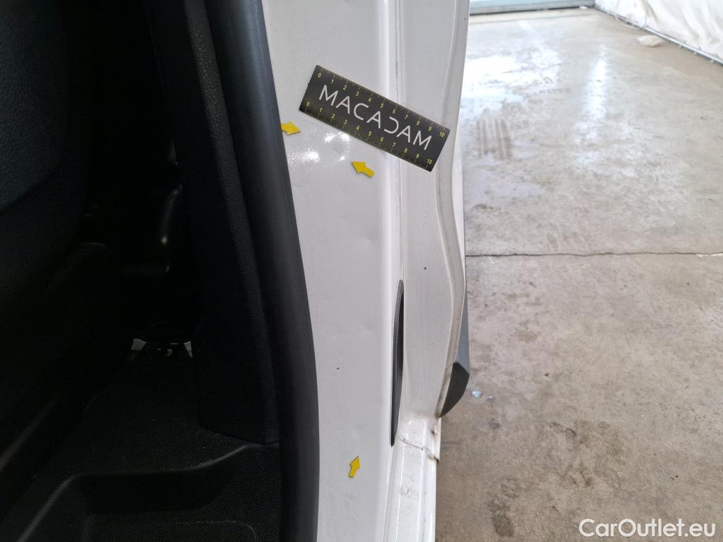  Citroen  Jumpy CITROEN  / 2016 / 4P / Fourgon tôlé M BlueHDi 100 S&S BVM6 Club #14