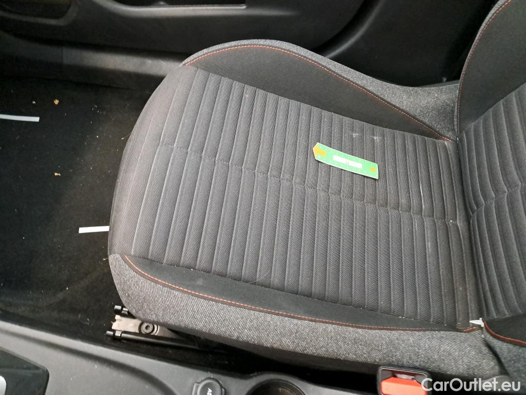  Peugeot  2008   Société Active Business 1.2 PureTech 130CV BVA8 E6d / TRANSFO VP/VF #17