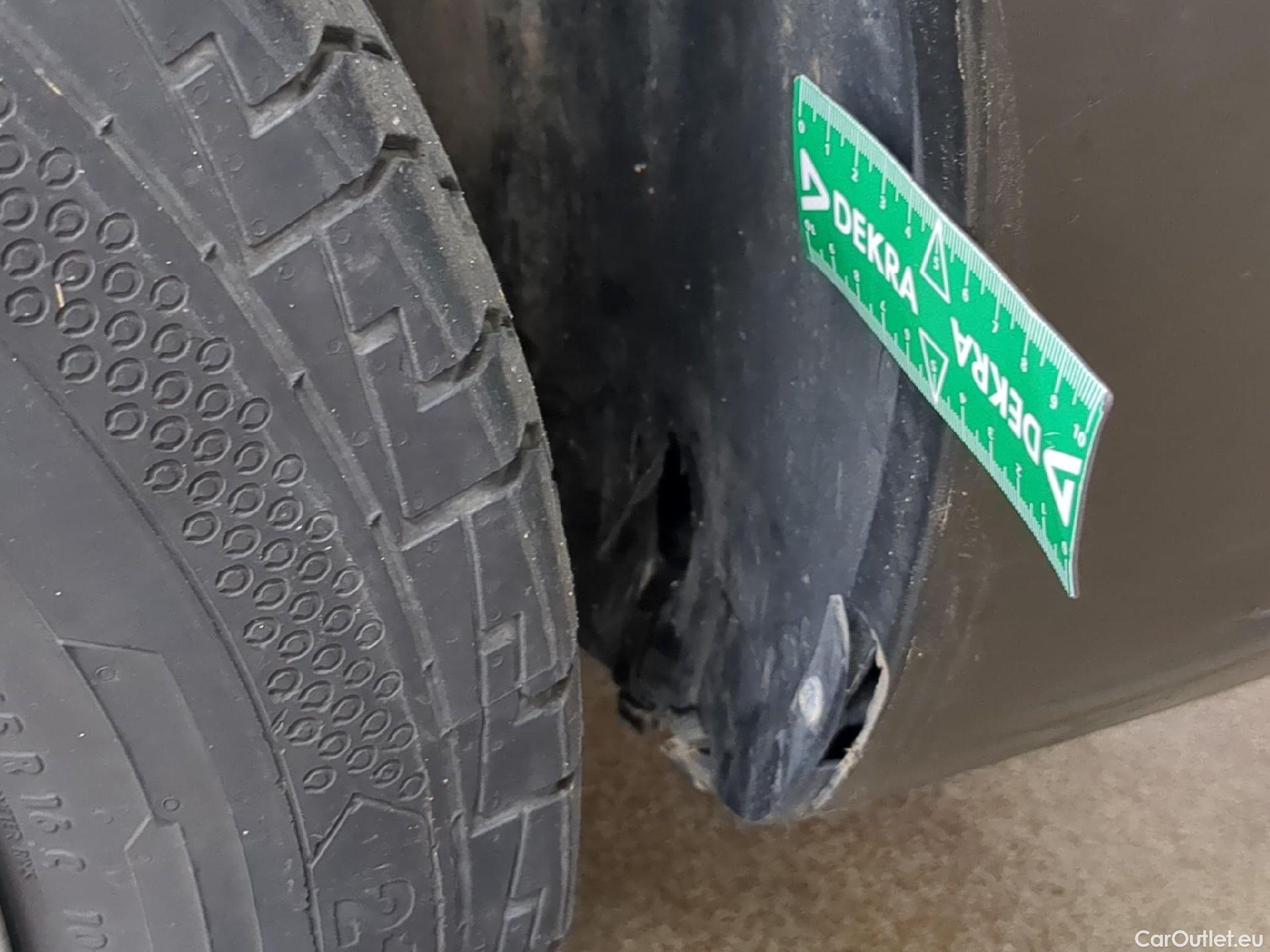  Renault  Trafic  Fourgon L1H1 1000 Confort 1.6 dCi 95CV BVM6 E6dT #19