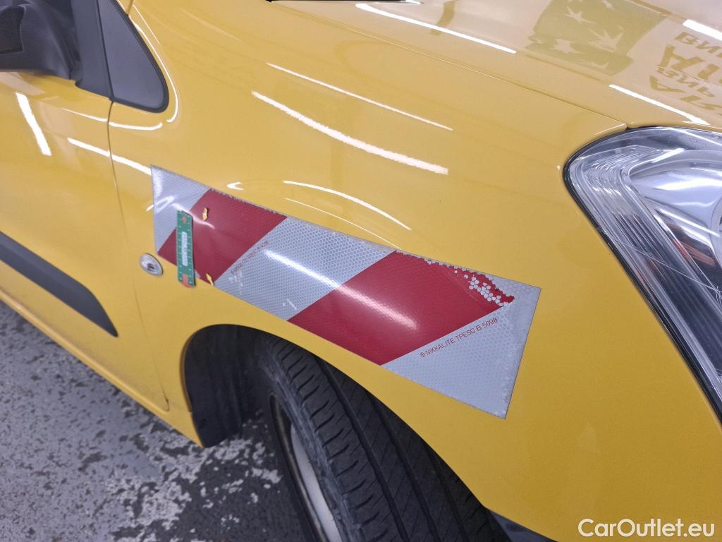  Peugeot  Partner  L1 Premium Pack 1.6 HDi 100CV BVM5 E6 #17