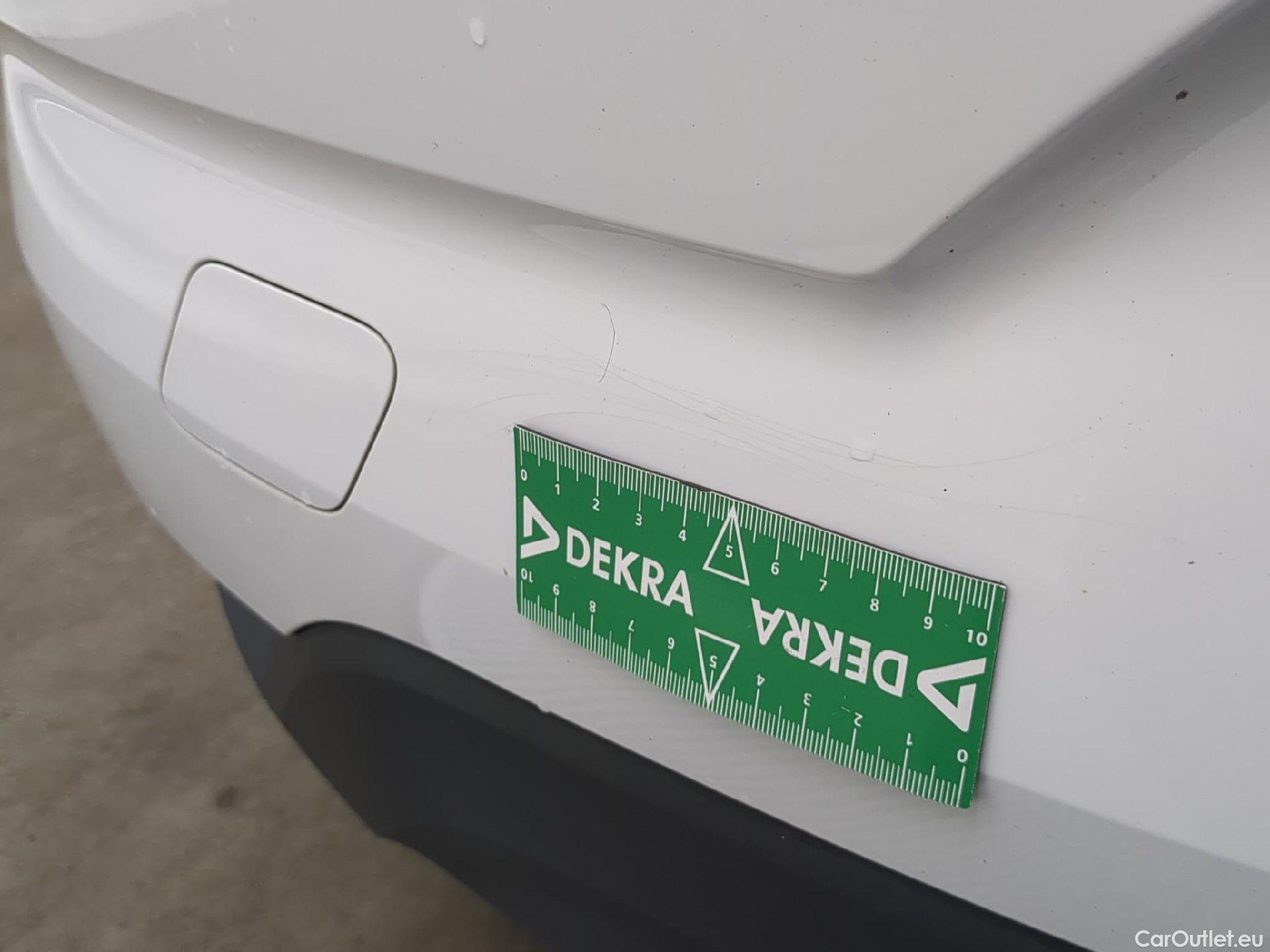  Renault  Megane  IV Berline 5 ptes. Société Air Nav 1.5 dCi 115 #10