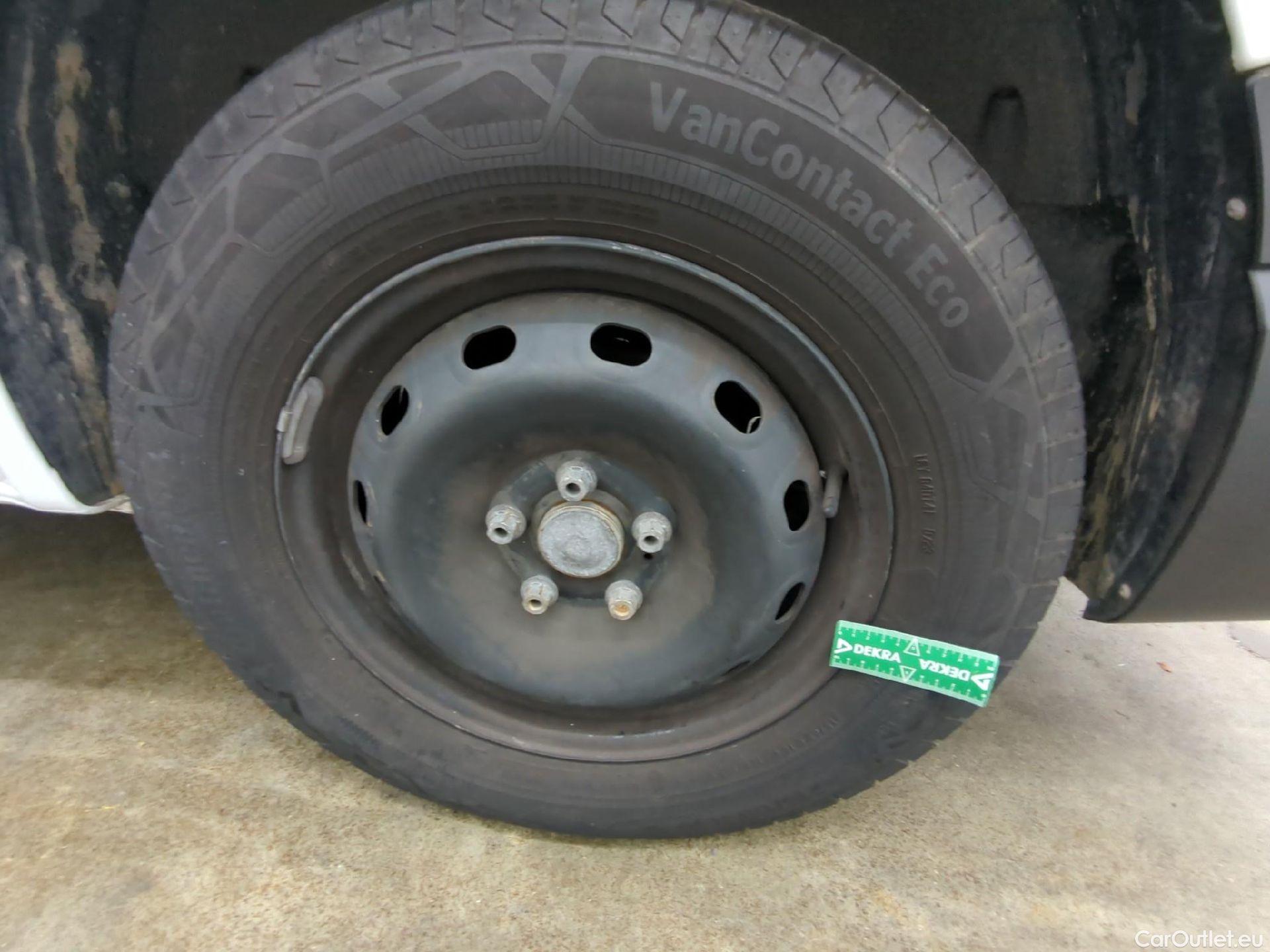  Renault  Trafic  Fourgon L1H1 1000 Confort 1.6 dCi 95CV BVM6 E6dT #25