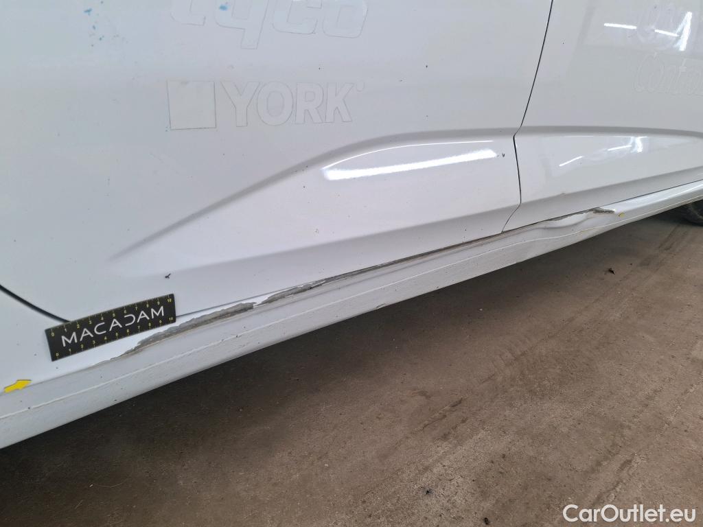  Renault  Megane RENAULT Mégane Société / 2016 / 5P / Berline / VU Air Nav 2P Blue dCi 95 #2