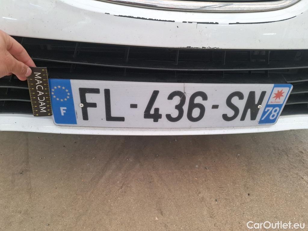  Renault  Megane RENAULT Mégane Société / 2016 / 5P / Berline / VU Air Nav 2P Blue dCi 95 #33