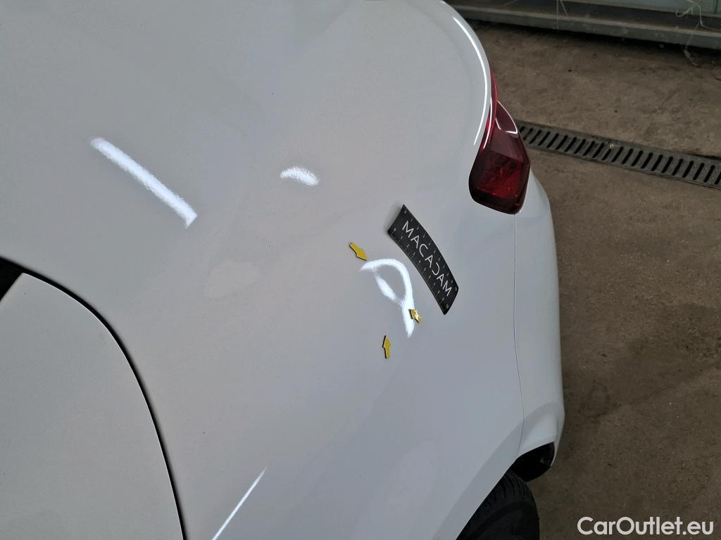  Renault  Megane RENAULT Mégane Société / 2016 / 5P / Berline / VU Air Nav 2P Blue dCi 95 #13