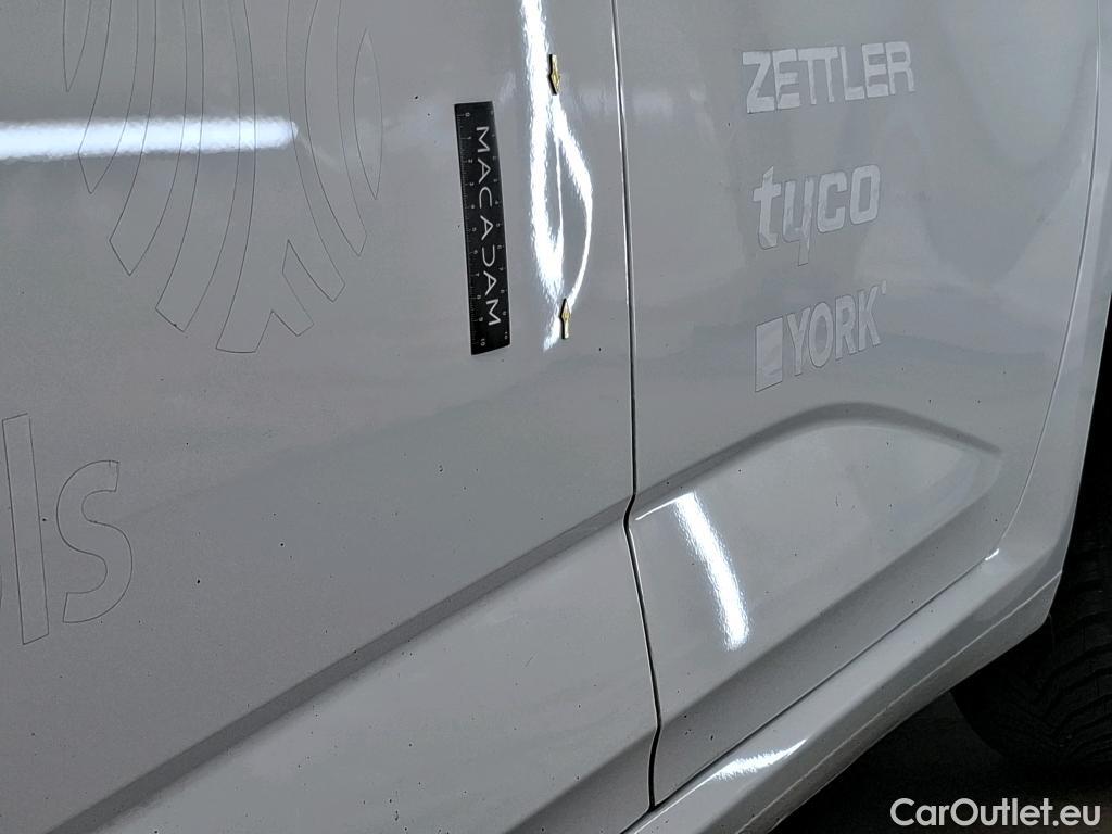  Renault  Megane RENAULT Mégane Société / 2016 / 5P / Berline / VU Air Nav 2P Blue dCi 95 #11