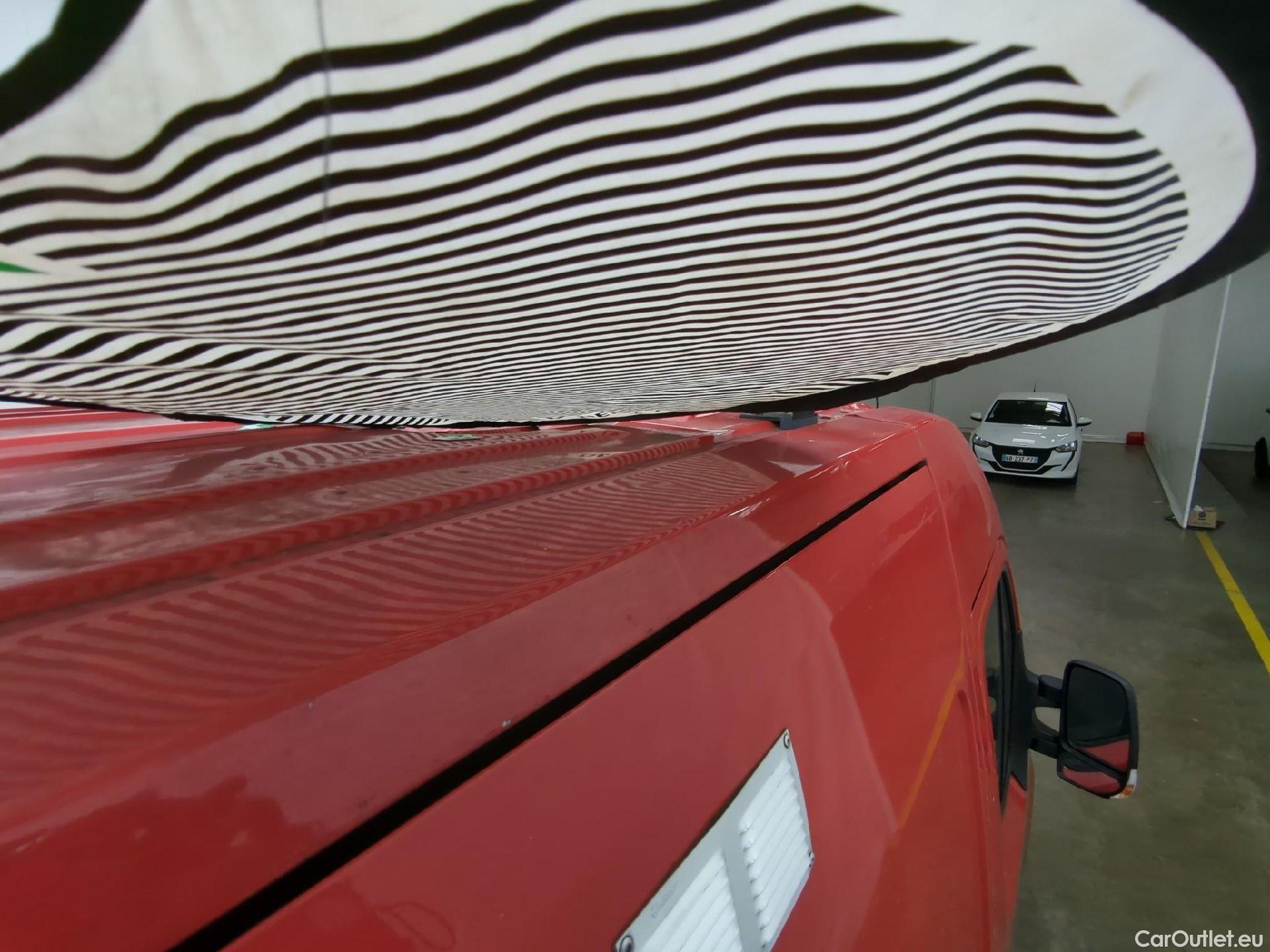  Renault  Master RENAULT  VU 4p Fourgon FG GCf Trac F3500 L2H2 dCi 110 S&S Euro6 #118