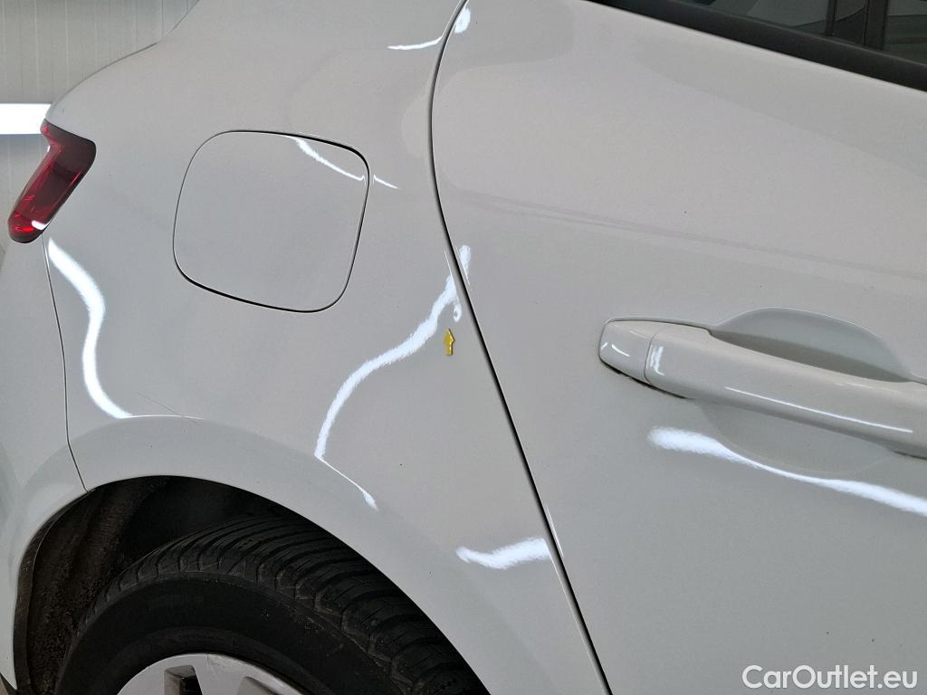  Renault  Megane RENAULT Mégane Société / 2016 / 5P / Berline / VU Air Nav 2P Blue dCi 95 #9