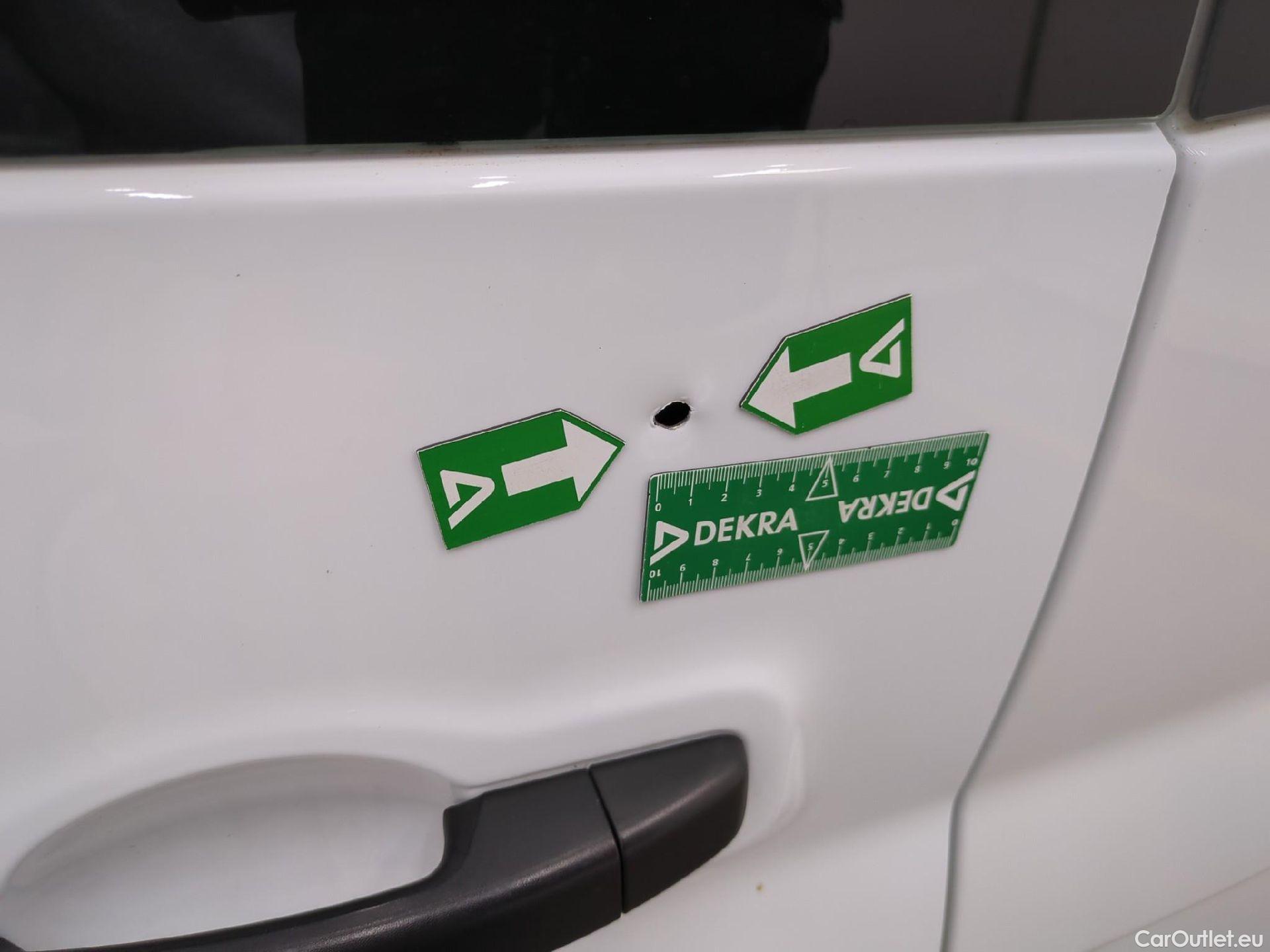  Renault  Trafic  Furgon Grand Confort L1H1 1000 1.6 dCi 120CV BVM6 E6 #48