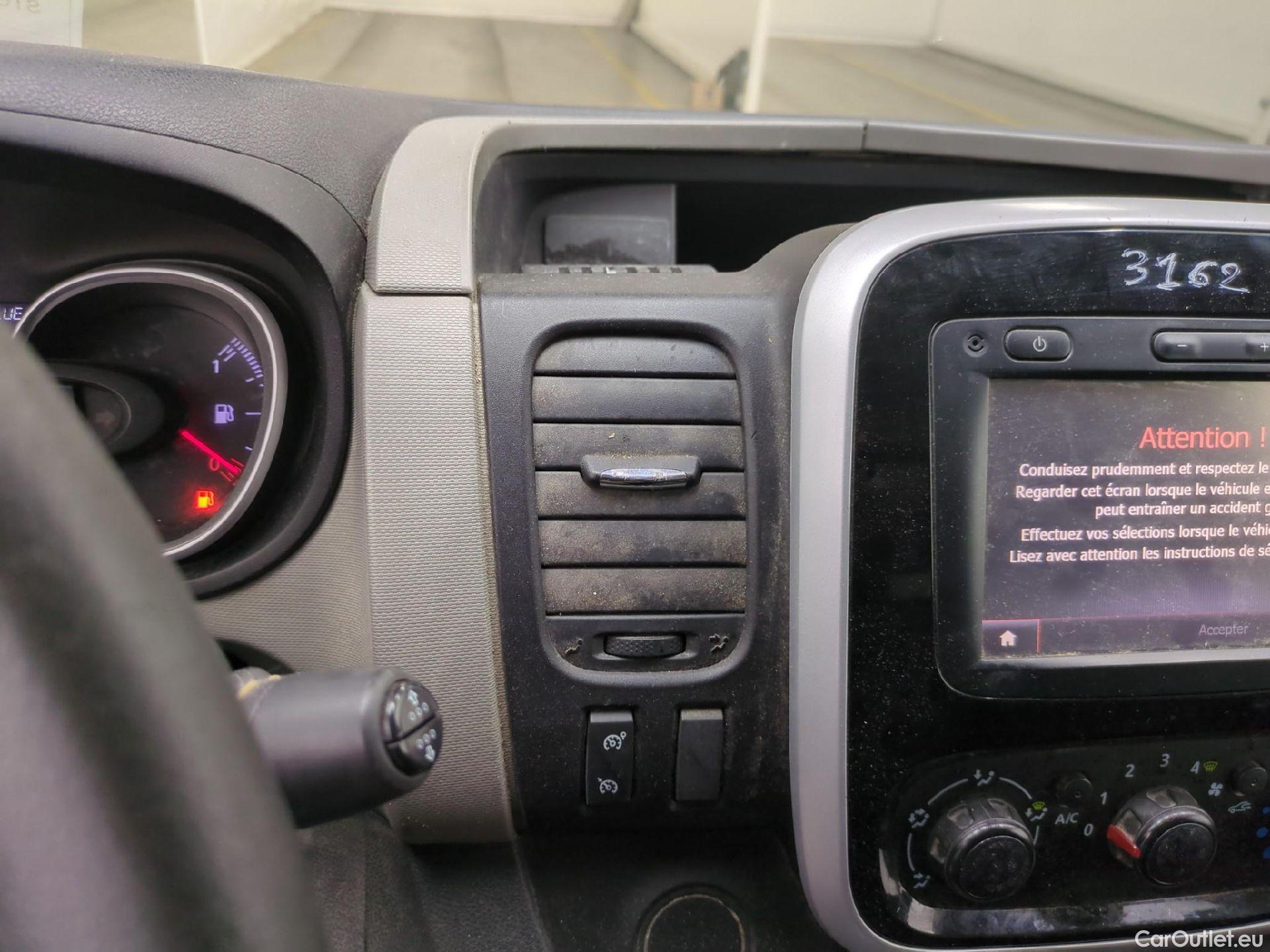  Renault  Trafic  Furgon Grand Confort L1H1 1000 1.6 dCi 120CV BVM6 E6 #2