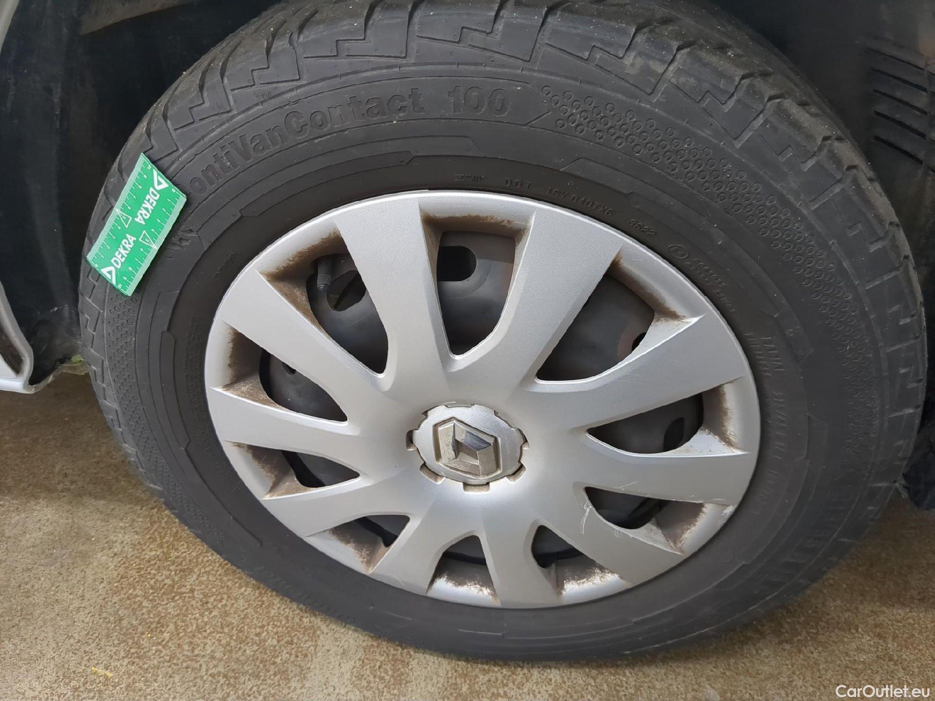  Renault  Trafic  Fourgon L1H1 1000 Confort 1.6 dCi 95CV BVM6 E6dT #24