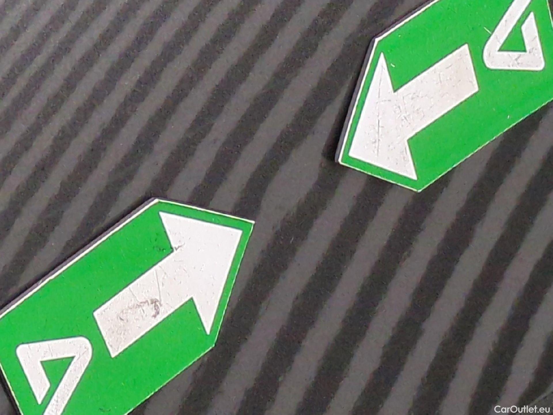  Citroen  C4 Cactus  Feel Business 1.5 BlueHDI 120CV BVA6 E6dT #20