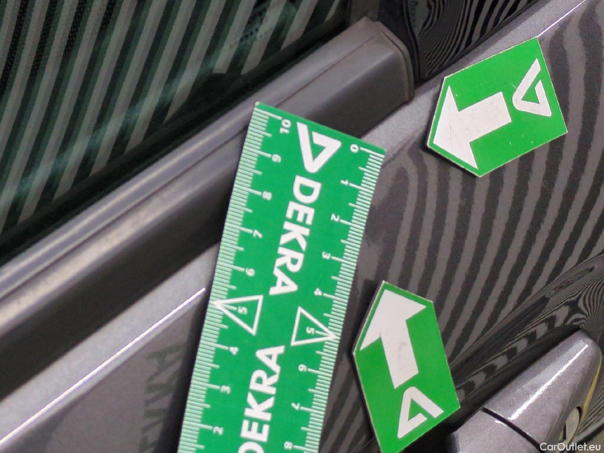  Citroen  C4 Cactus  Feel Business 1.5 BlueHDI 120CV BVA6 E6dT #49