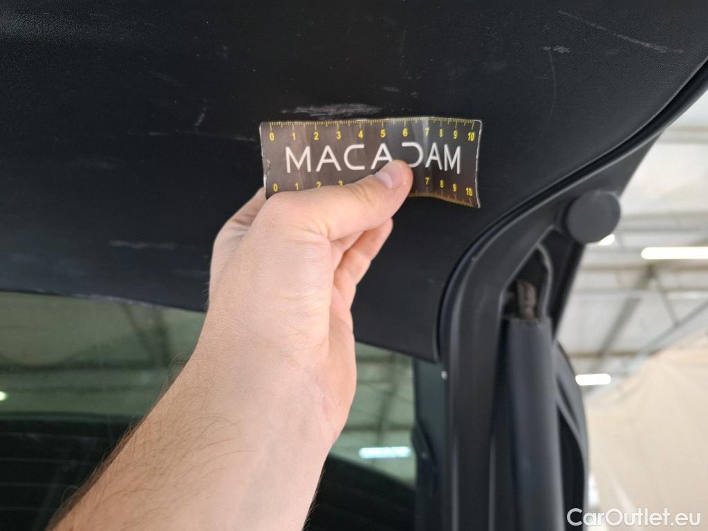  Jaguar  F-PACE JAGUAR  5p SUV  Portfolio 2L D 180ch BVA 4x4 #27