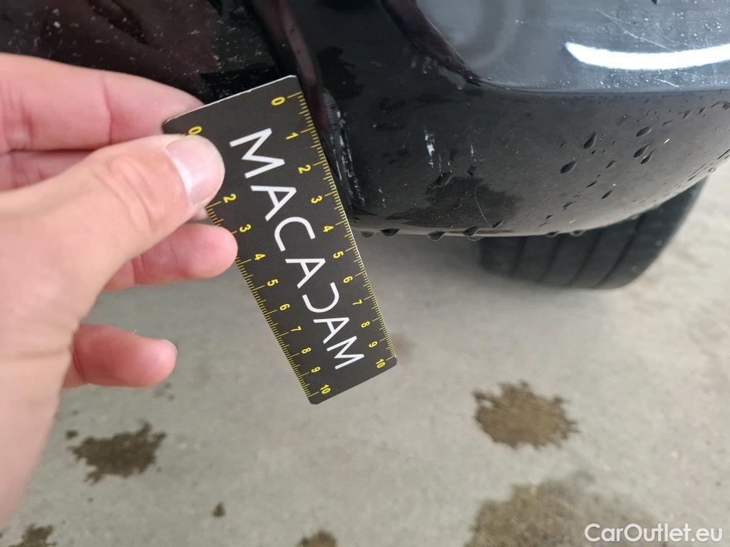  Bmw  Serie 1 BMW Série 1 / 2019 / 5P / Berline 1.5 116D #27