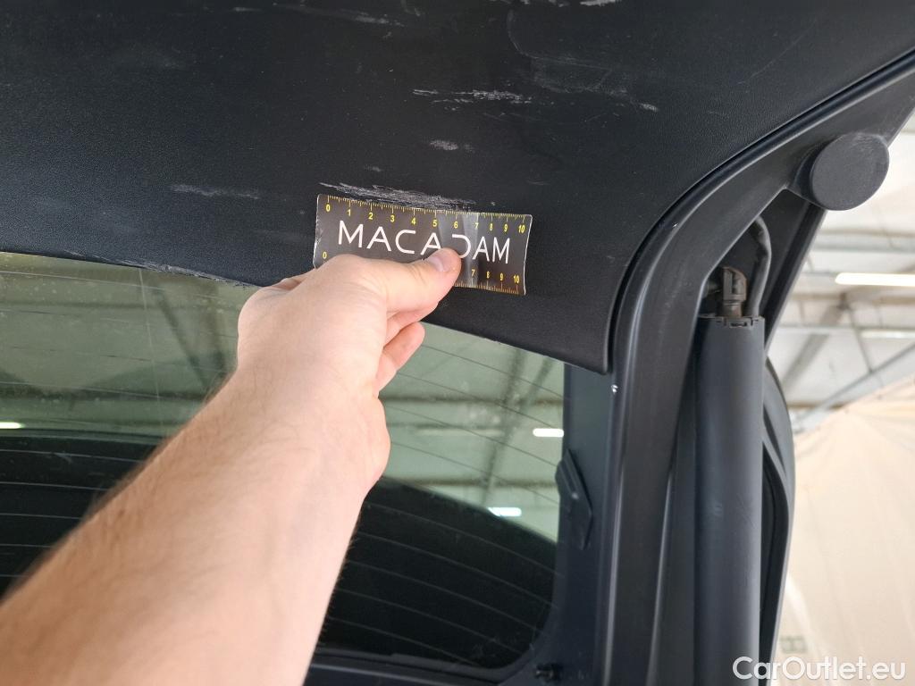  Jaguar  F-PACE JAGUAR  5p SUV  Portfolio 2L D 180ch BVA 4x4 #25