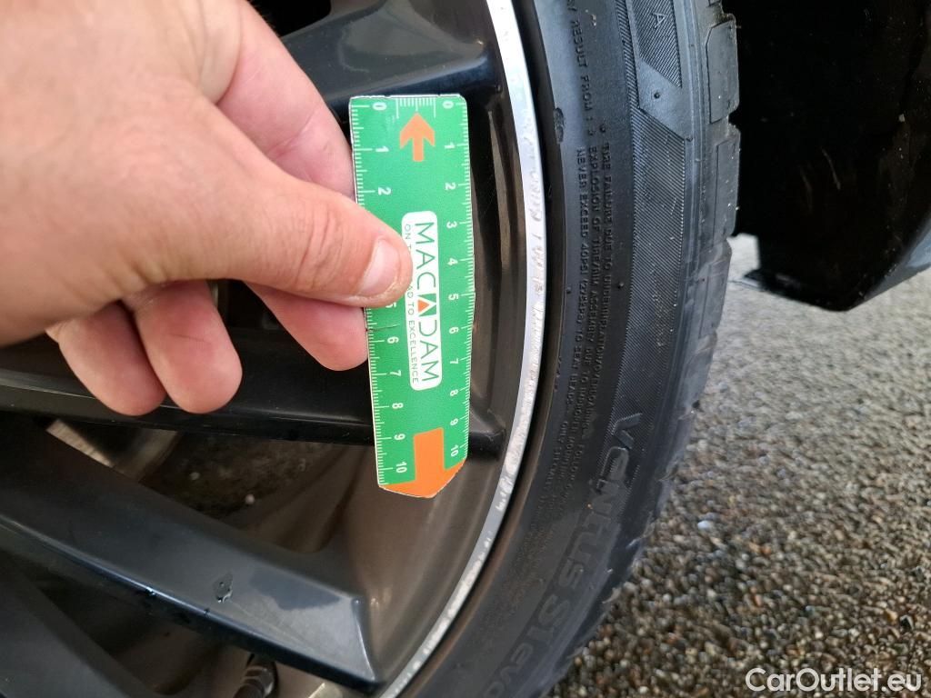  Mercedes  CLA-Klasse MERCEDES-BENZ CLA Coupe / 2019 / 4P / Coupé CLA 220 d AMG Line BA8 #37