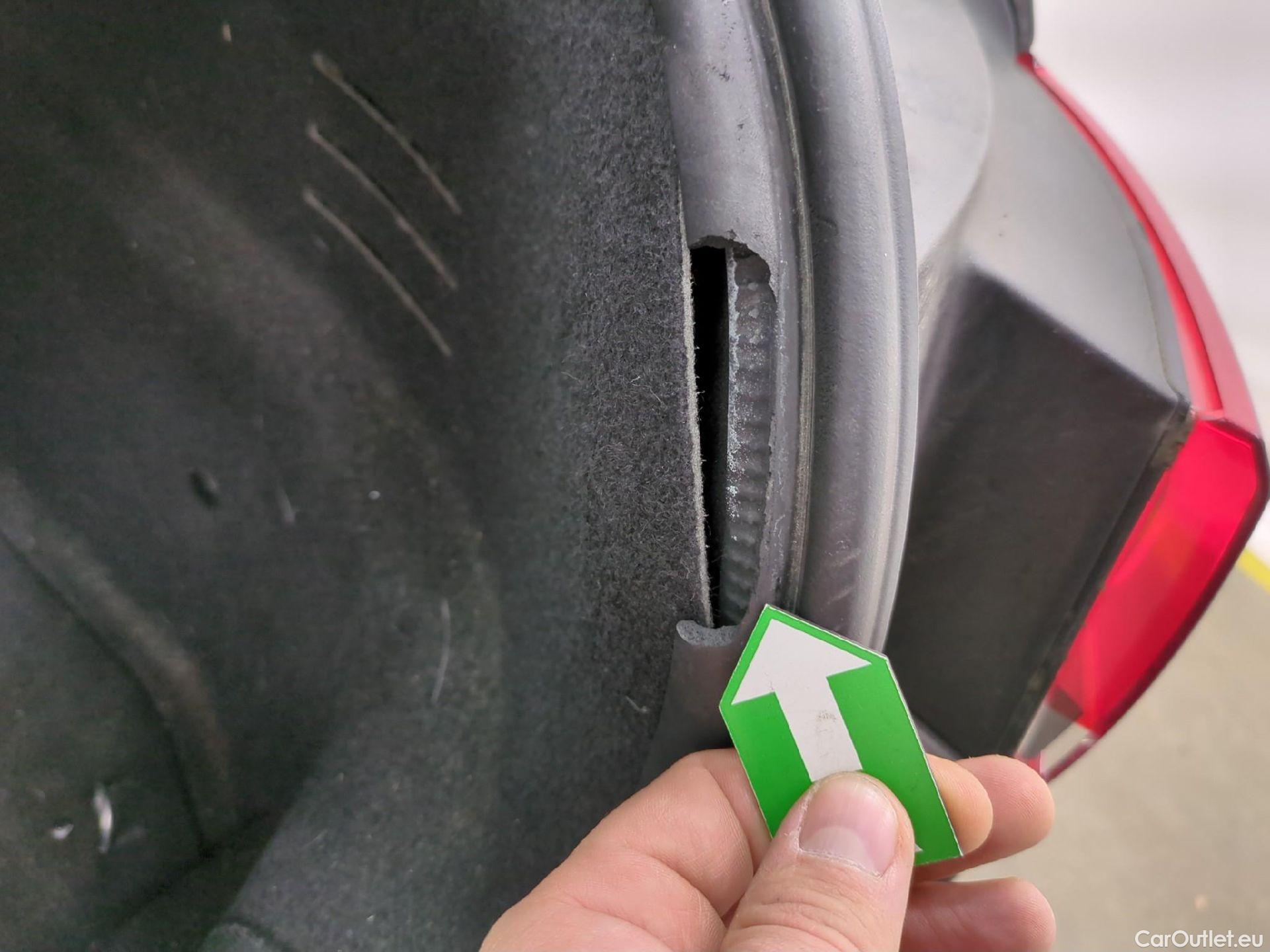  Citroen  C4 Cactus  Feel Business 1.5 BlueHDI 120CV BVA6 E6dT #4