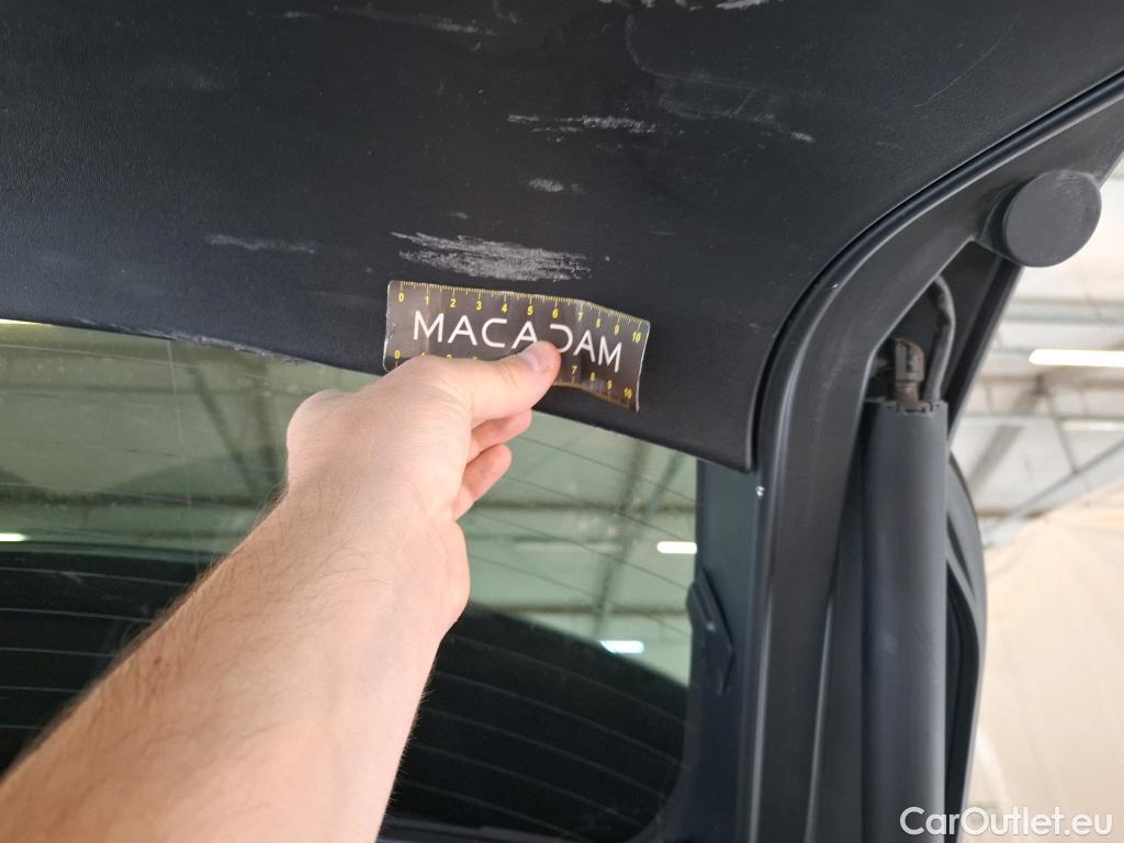  Jaguar  F-PACE JAGUAR  5p SUV  Portfolio 2L D 180ch BVA 4x4 #24