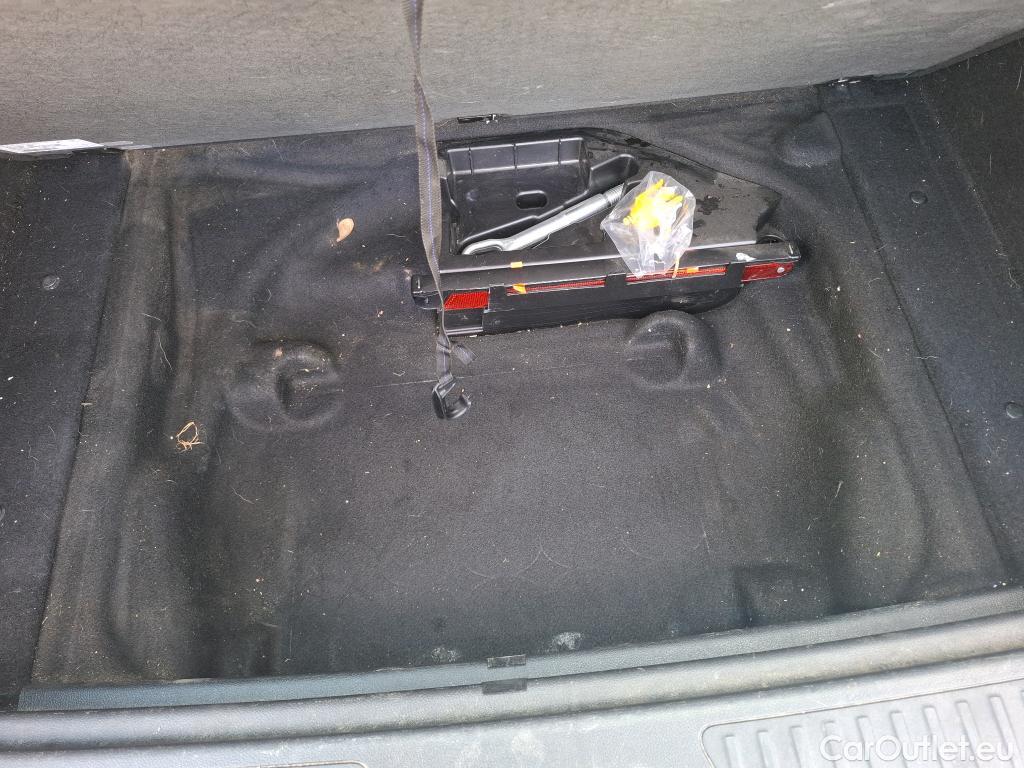  Mercedes  B-Klasse MERCEDES-BENZ CLASSE B 5p MP B 180 Business Edition BA7 5P #52