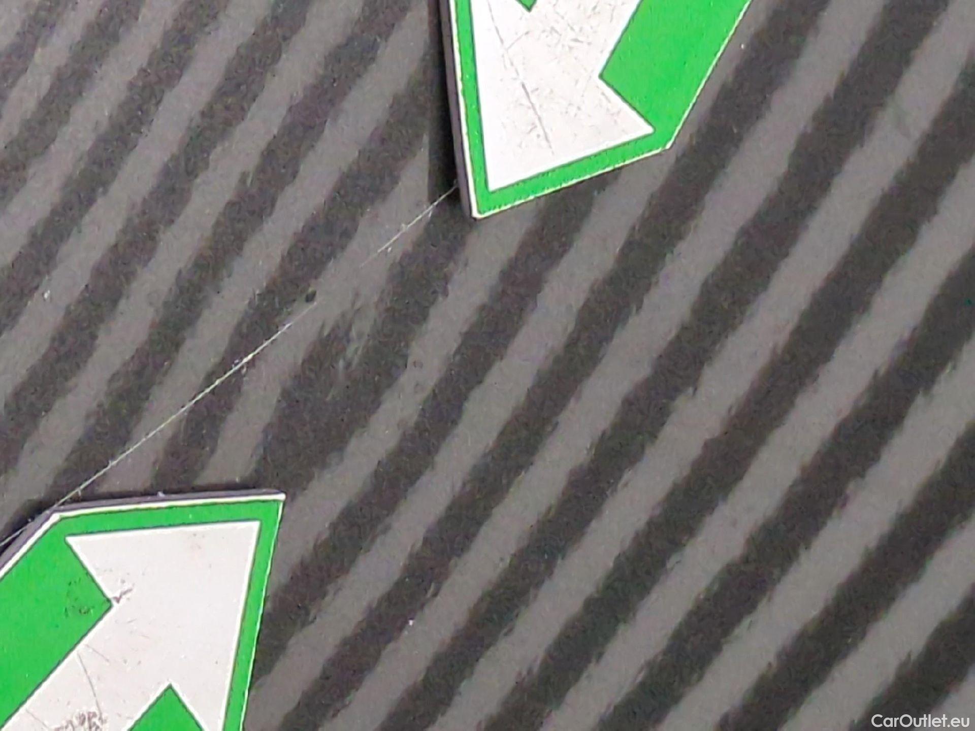  Citroen  C4 Cactus  Feel Business 1.5 BlueHDI 120CV BVA6 E6dT #23