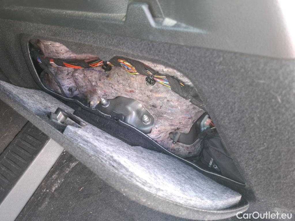  Mercedes  B-Klasse MERCEDES-BENZ CLASSE B 5p MP B 180 Business Edition BA7 5P #54