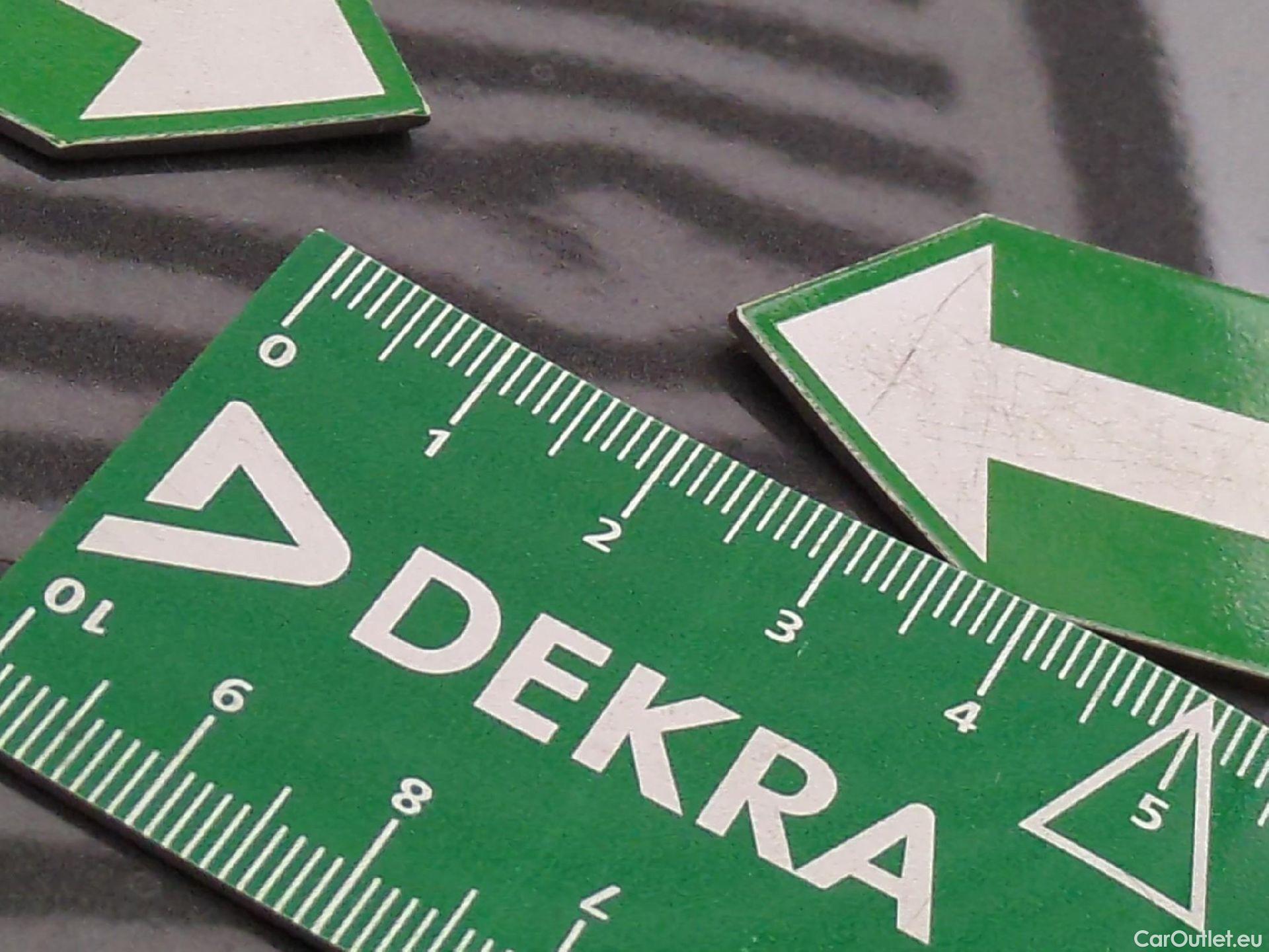  Citroen  C4 Cactus  Feel Business 1.5 BlueHDI 120CV BVA6 E6dT #35