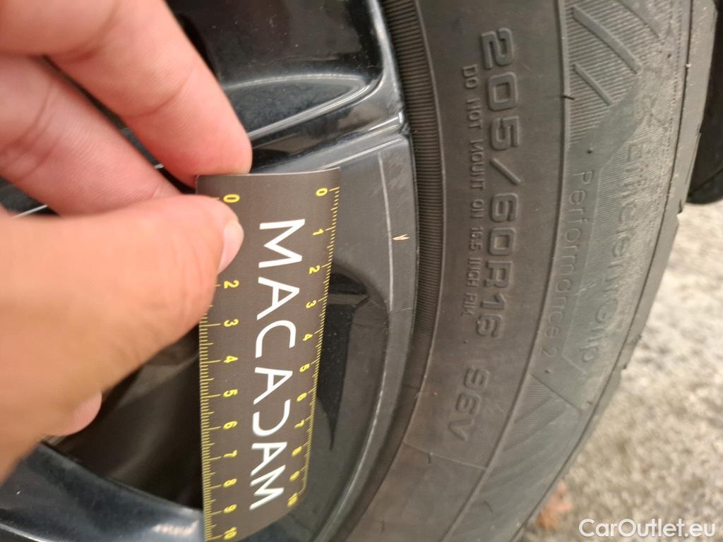  Citroen  Berlingo  Feel Pack M 1.5 BlueHDi 100CV BVM6 E6d #20