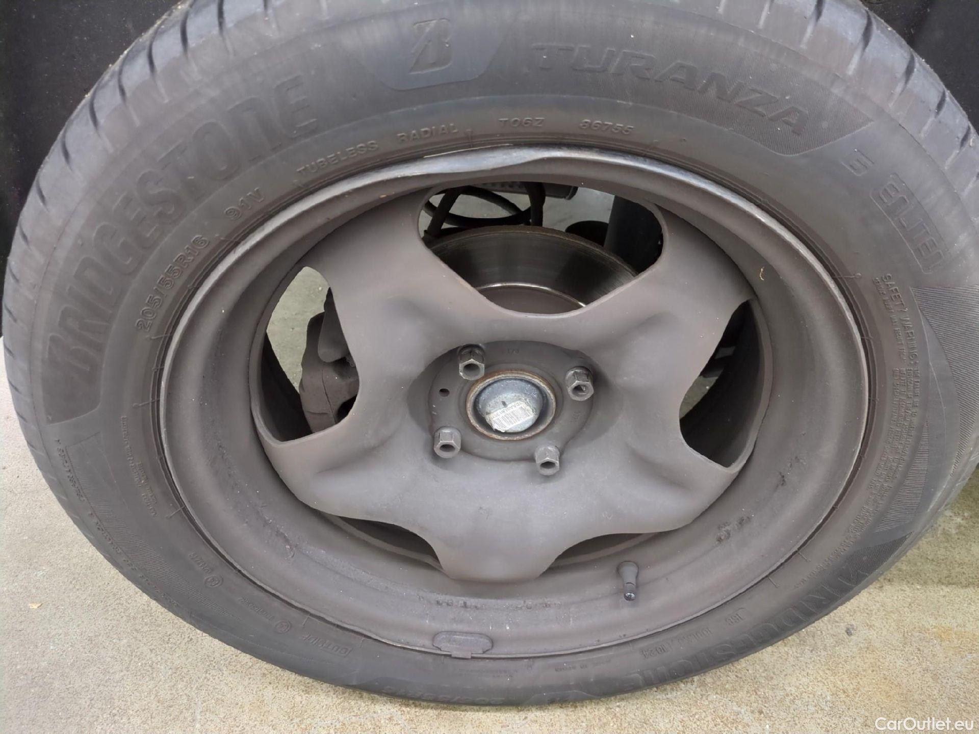  Citroen  C4 Cactus  Feel Business 1.5 BlueHDI 120CV BVA6 E6dT #16