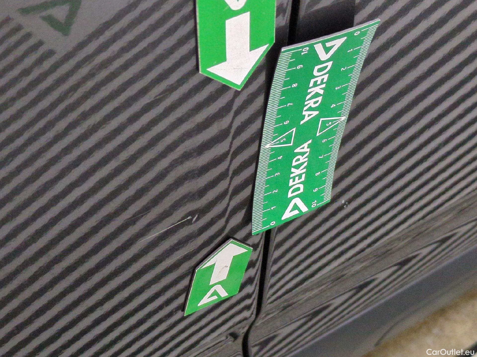  Citroen  C4 Cactus  Feel Business 1.5 BlueHDI 120CV BVA6 E6dT #48