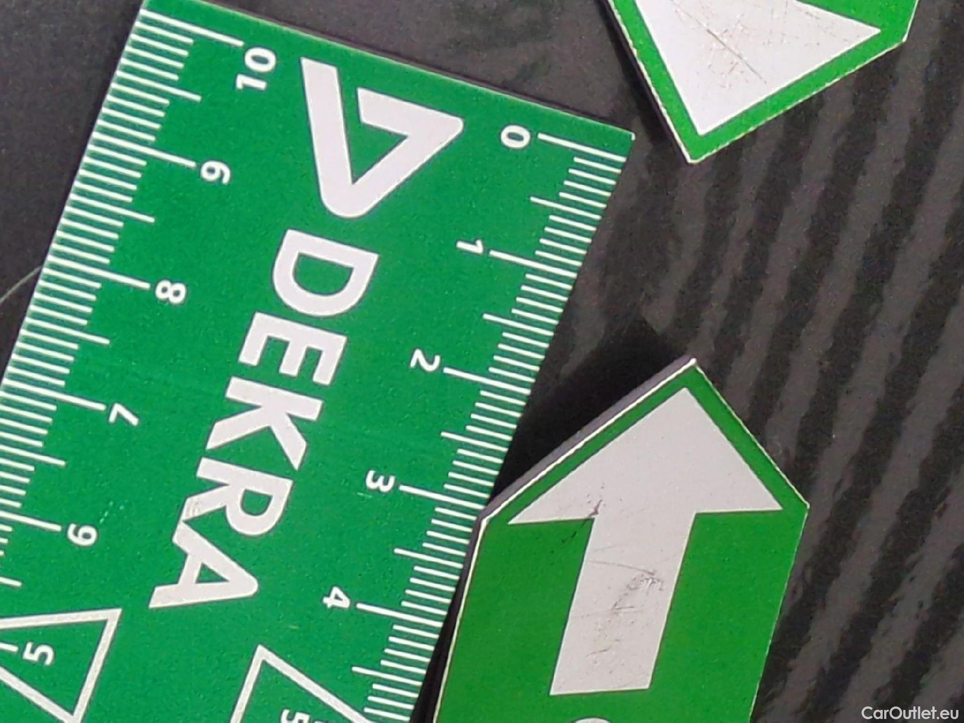  Citroen  C4 Cactus  Feel Business 1.5 BlueHDI 120CV BVA6 E6dT #57