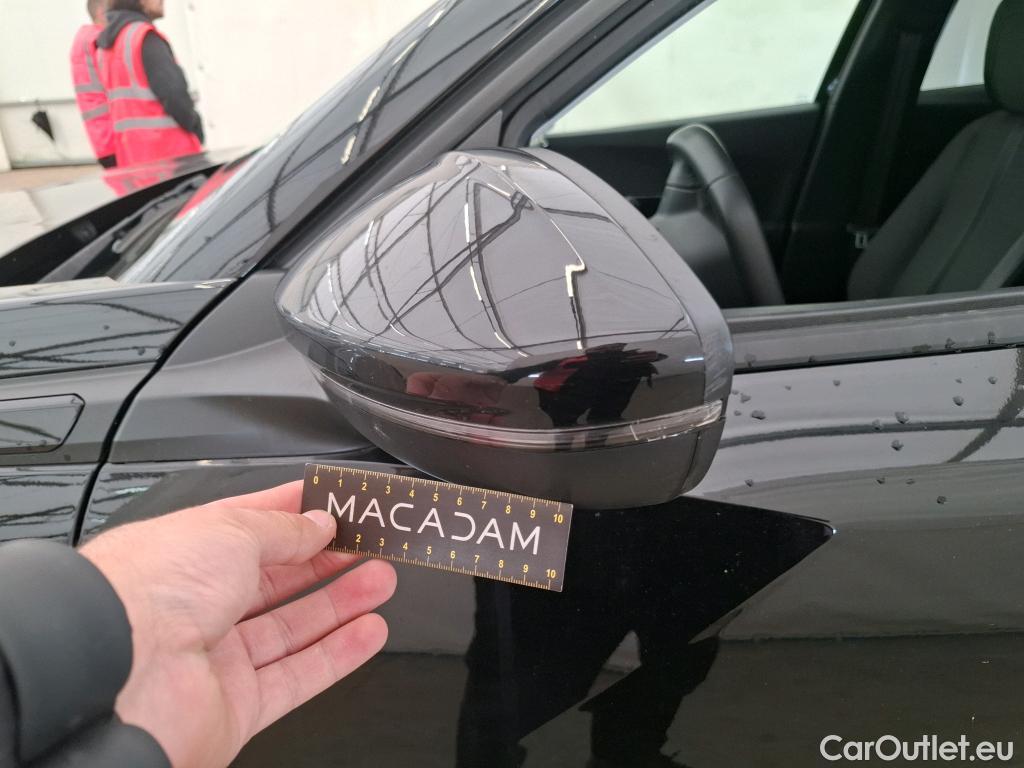  Peugeot  2008  Allure 1.5 HDi 110CV BVM6 E6d #26