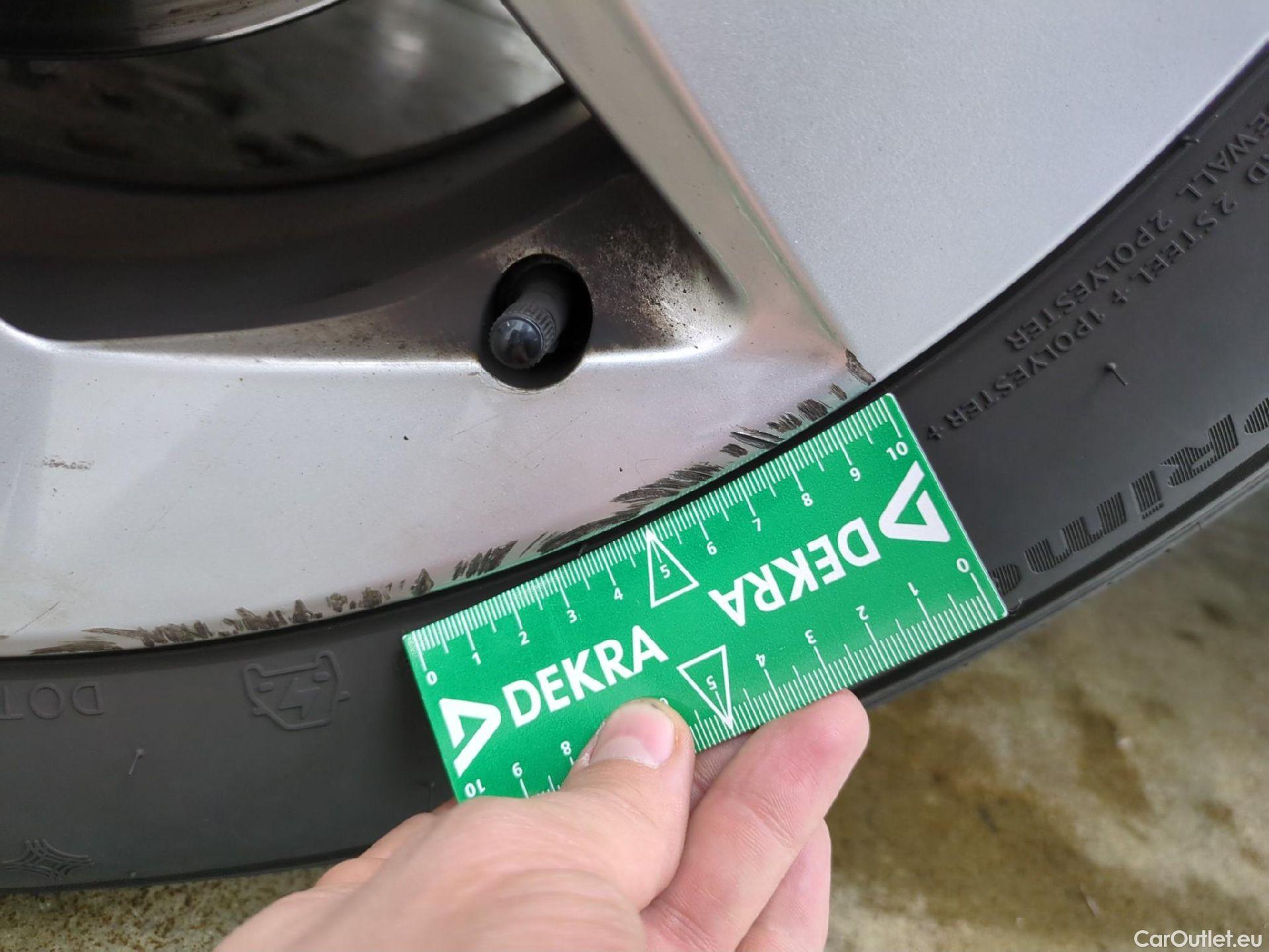  Nissan  Qashqai NISSAN  5p Crossover 1.5 DCI 115 DCT Business Edition #9