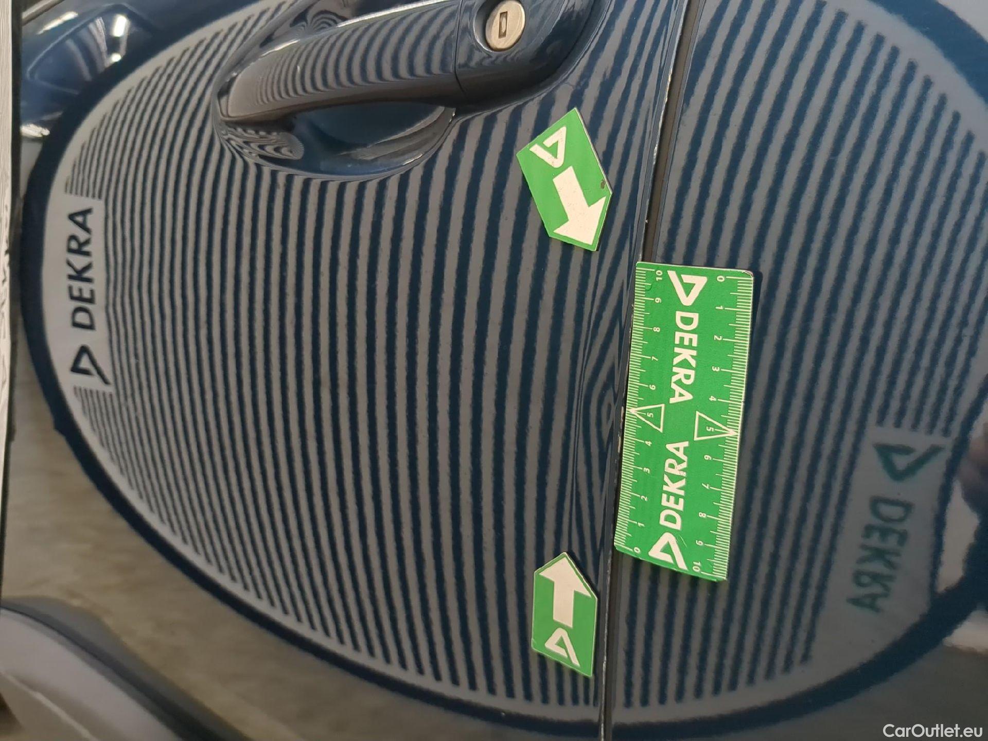  Peugeot  3008  Active Pack 1.5 HDi 130CV BVA8 E6d #33