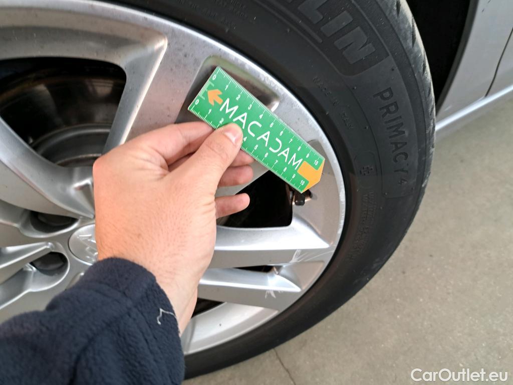  Peugeot  308  Active Business 1.5 HDI 100CV BVM6 E6d #24