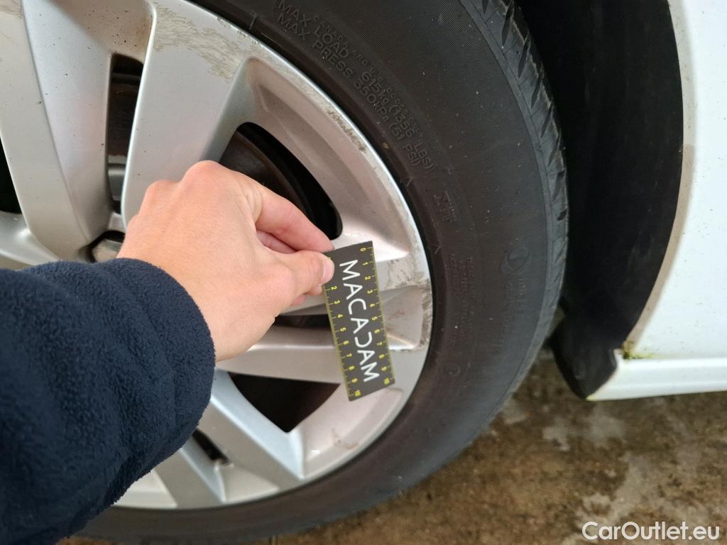  Peugeot  308 PEUGEOT  SW 5p ET 1.6 BlueHDi 120 S&S Active 5P #5