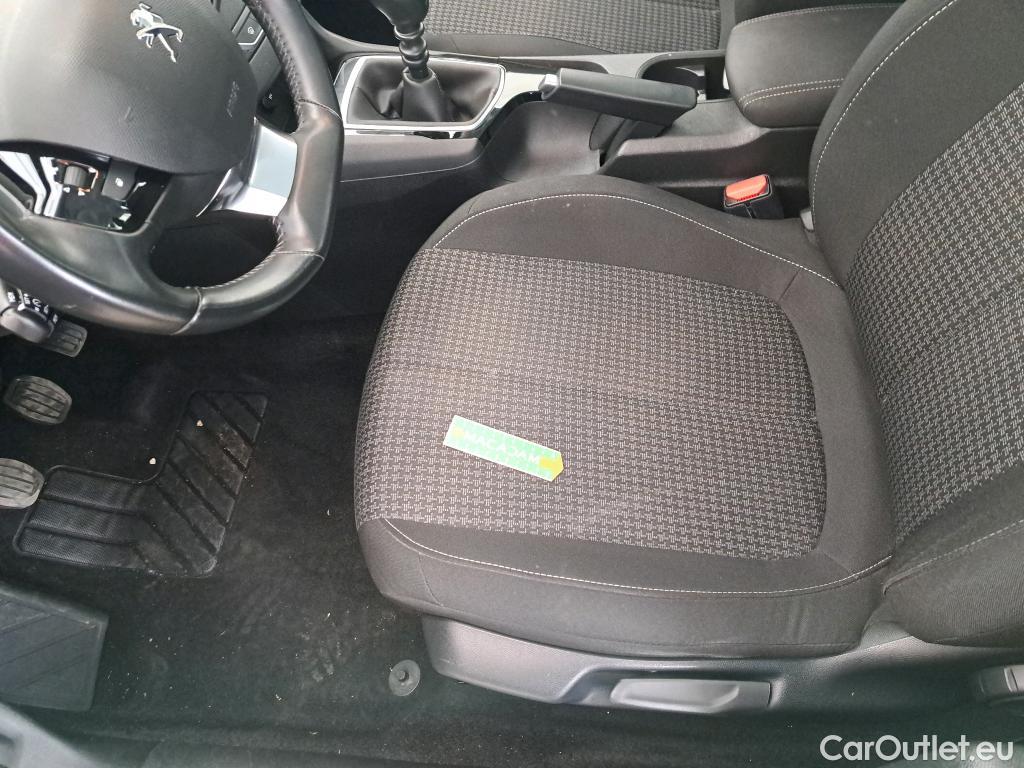  Peugeot  308  Active Business 1.5 HDI 100CV BVM6 E6d #31