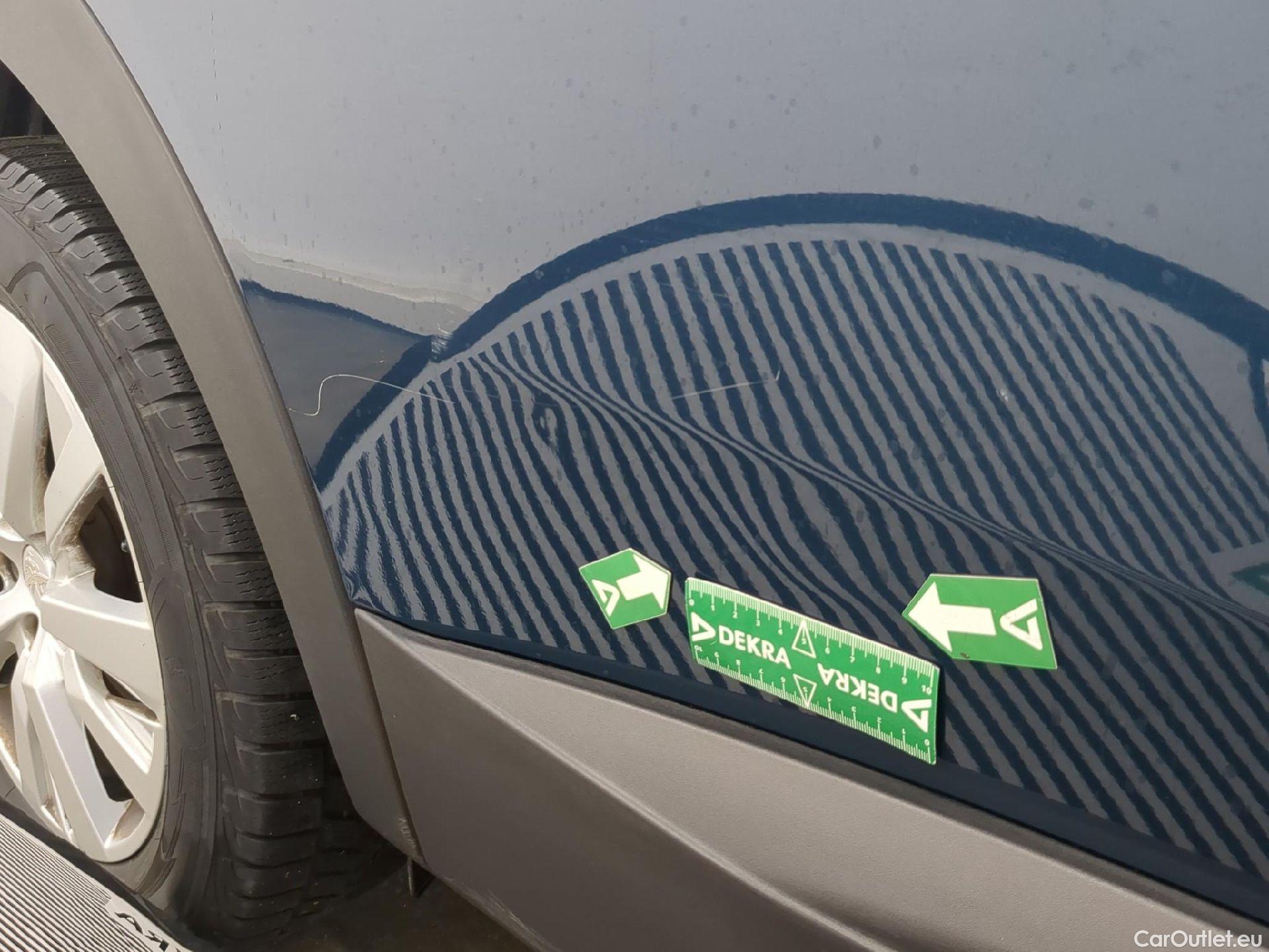  Peugeot  3008  Active Pack 1.5 HDi 130CV BVA8 E6d #21