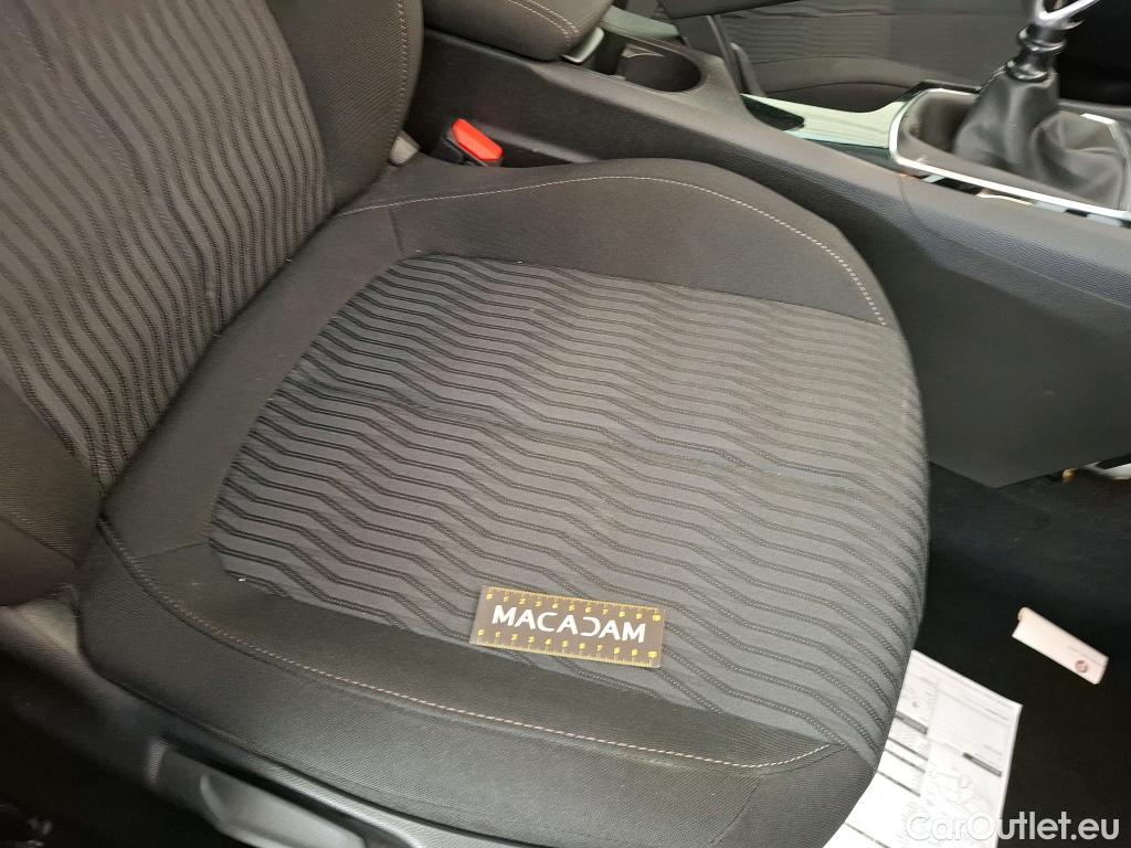  Peugeot  308 PEUGEOT  SW 5p ET 1.6 BlueHDi 120 S&S Active 5P #25