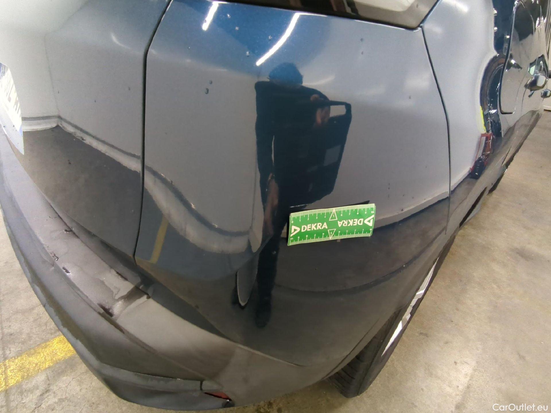  Peugeot  3008  Active Pack 1.5 HDi 130CV BVA8 E6d #39