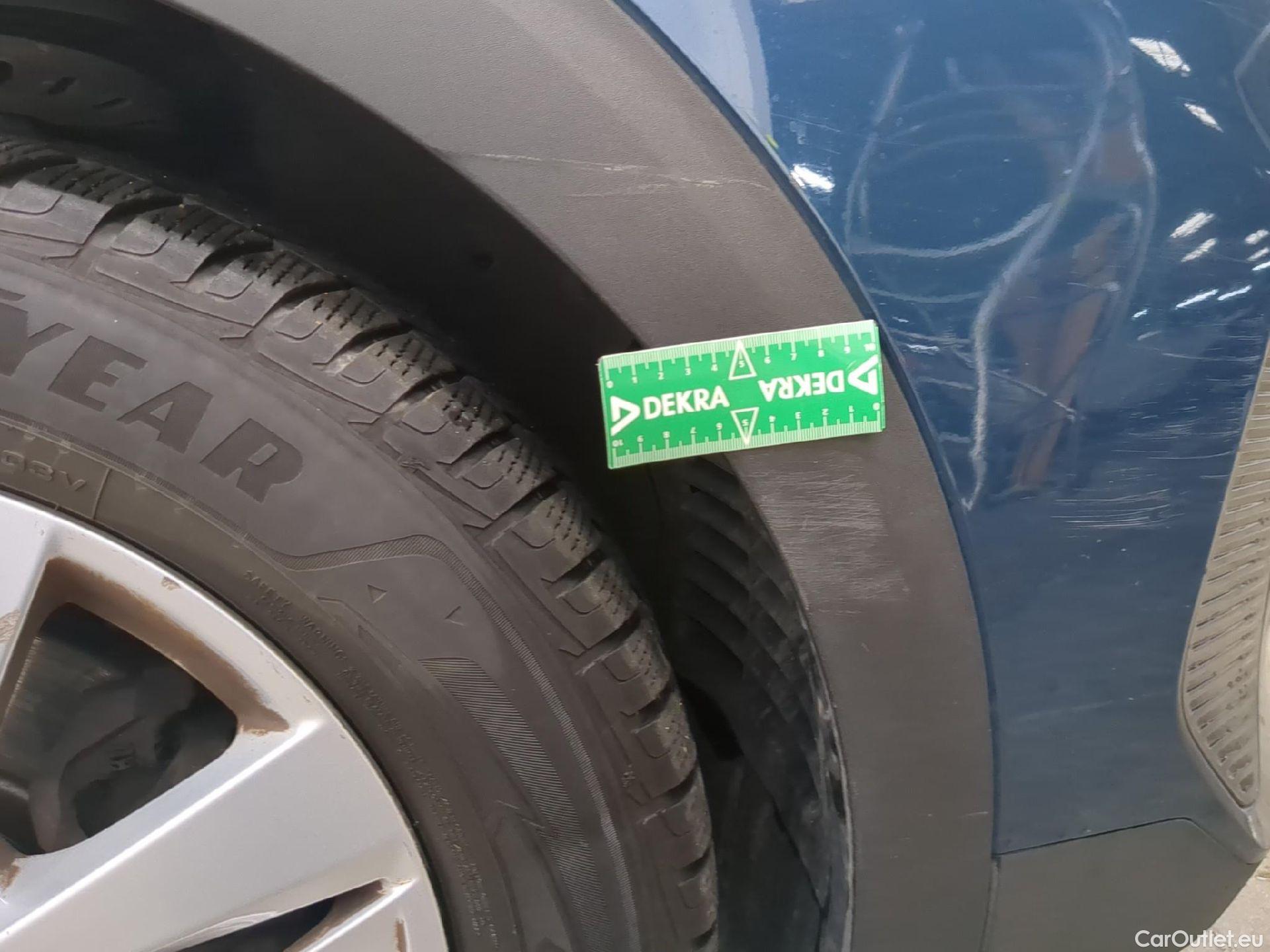  Peugeot  3008  Active Pack 1.5 HDi 130CV BVA8 E6d #14