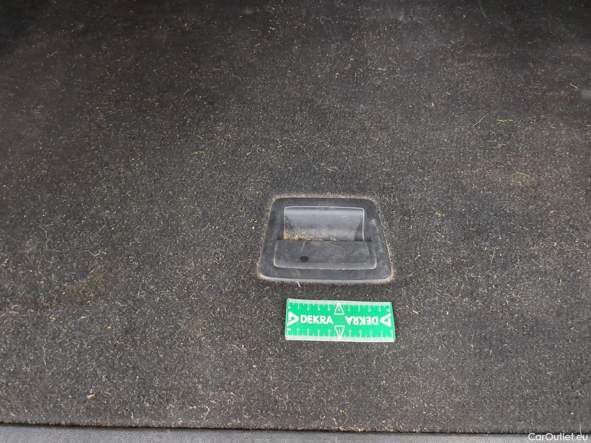  Peugeot  3008  Active Pack 1.5 HDi 130CV BVA8 E6d #3