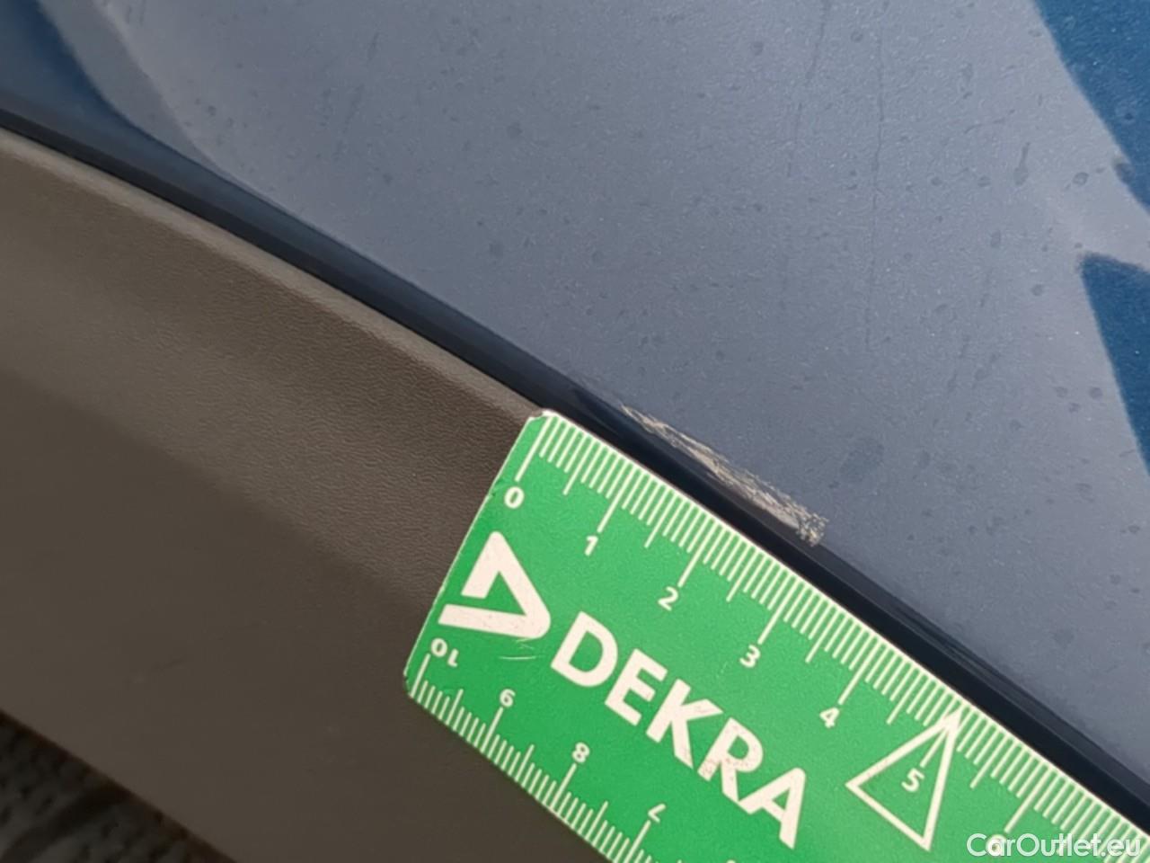  Peugeot  3008  Active Pack 1.5 HDi 130CV BVA8 E6d #28