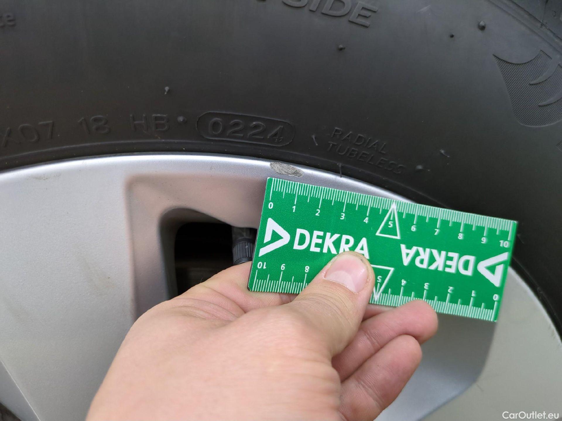  Nissan  Qashqai NISSAN  5p Crossover 1.5 DCI 115 DCT Business Edition #15