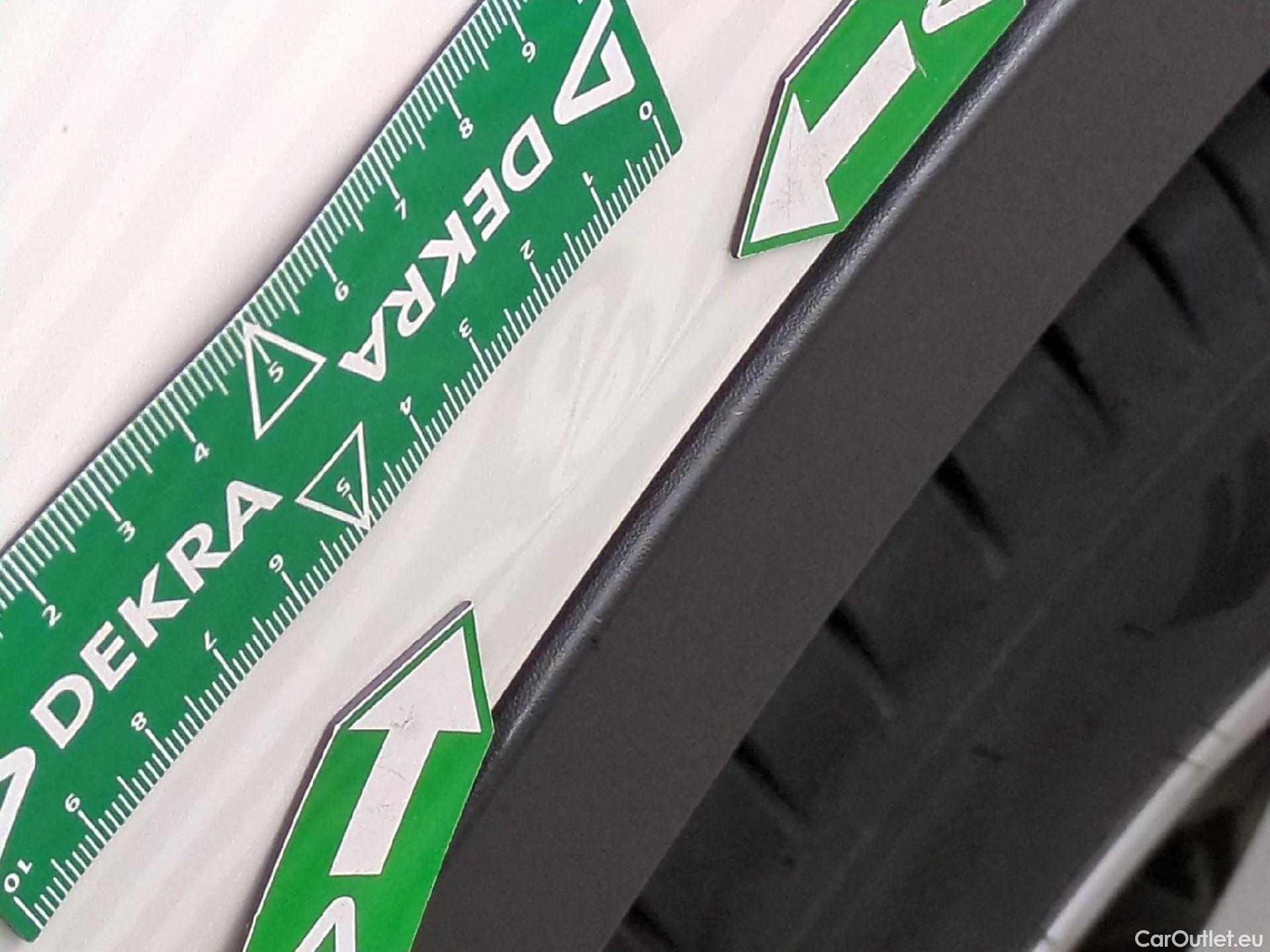  Nissan  Qashqai NISSAN  5p Crossover 1.5 DCI 115 DCT Business Edition #25